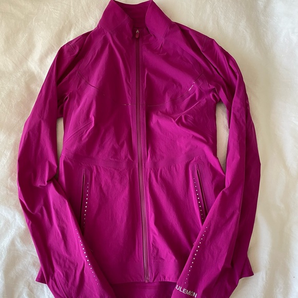 Lululemon Fast and Free Windbreaker- Vivid plum - Picture 2 of 4